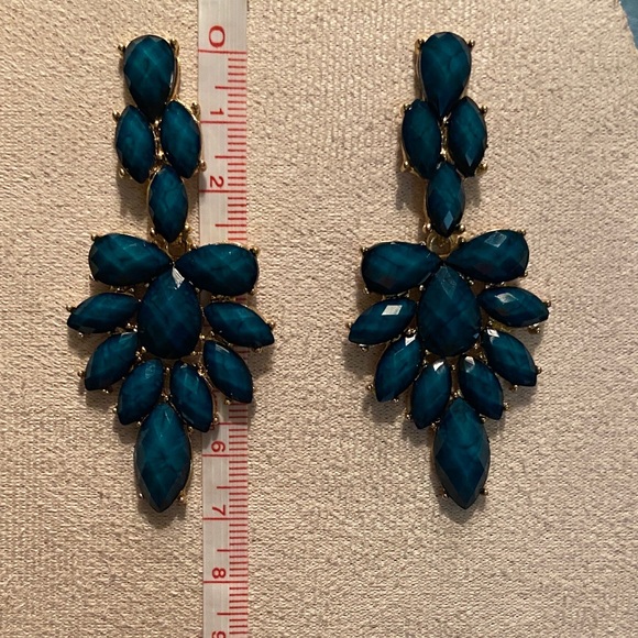 Elegant Blue Lapis Gemstones set in Ornate Gold, by Amrita Singh - Picture 6 of 10